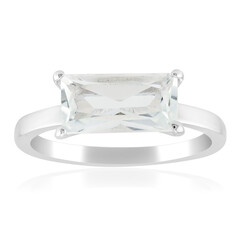 Zilveren ring met een witte topaas