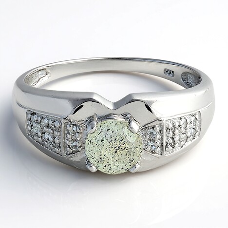 Anello da uomo in argento con Spectrolite