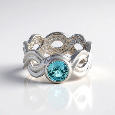Anillo en plata con Zircón de Ratanak Kirí