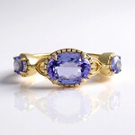 Anello in oro con Tanzanite (non riscaldata)