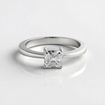 Anello in argento con Zircone