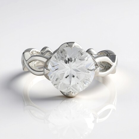 Anello in argento con Quarzo Bianco