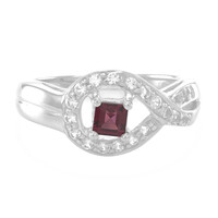 Anello in argento con Rodolite