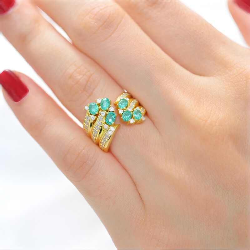 Anillo en plata con Esmeralda de Brasil