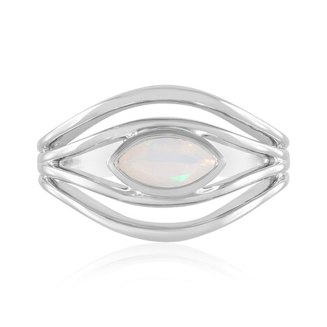 Zilveren ring met een Welo-opaal