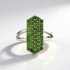Anello in argento con Diopside Russo