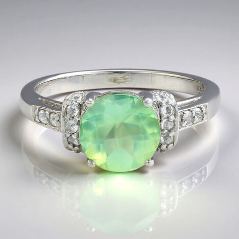 Anello in argento con Prehnite