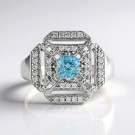 Anillo en plata con Zircón de Ratanak Kirí