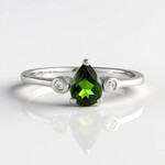 Anello in argento con Diopside Russo
