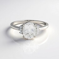 Anillo en plata con Topacio blanco