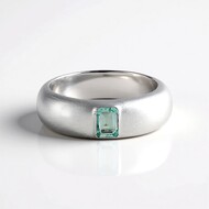 Paraiba Color Emerald Silver Ring