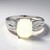 Anello in argento con Pietra di Luna Bianca
