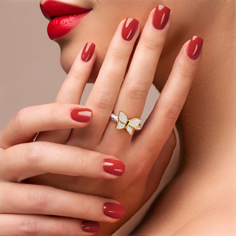 Anillo en plata con Zircón (Dallas Prince Designs)