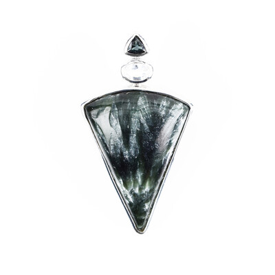 Colgante en plata con Serafinita (Bali Barong)