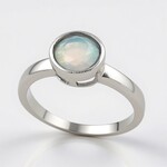 Anello in argento con Opale di Welo
