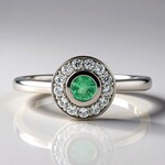 Anello in argento con Smeraldo Russo