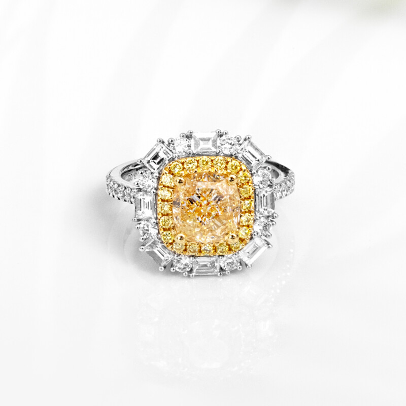 18K SI2 Yellow Diamond Gold Ring (CIRARI)
