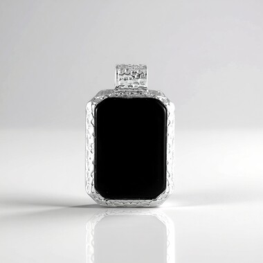Black Onyx Silver Pendant (MONOSONO COLLECTION)