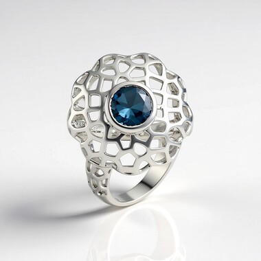 Pierścionek ze srebra rodowanego - Topaz niebieski London Blue (Ornaments by de Melo)
