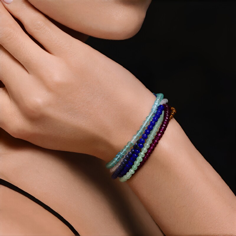 Zilveren armband met magenta granaten