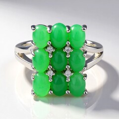 Anello in argento con Crisoprasio Imperiale