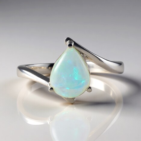 Anello in argento con Opale di Welo