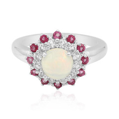 Anello in argento con Opale di Welo