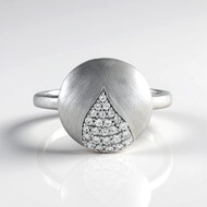 Bague en argent et Zircon (SAELOCANA)