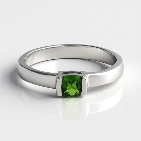 Anello in argento con Diopside Russo