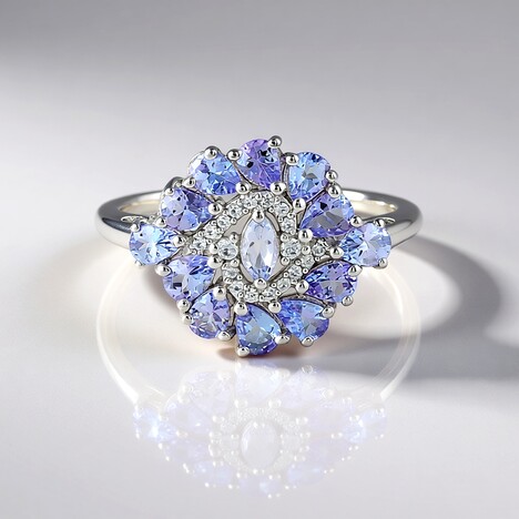 Anello in argento con Tanzanite