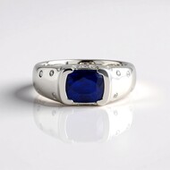 Anillo en plata con Cianita de Nepal