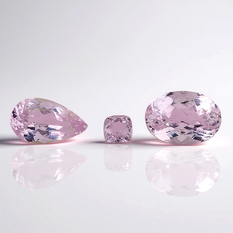 Gemma con Kunzite 11,763 ct