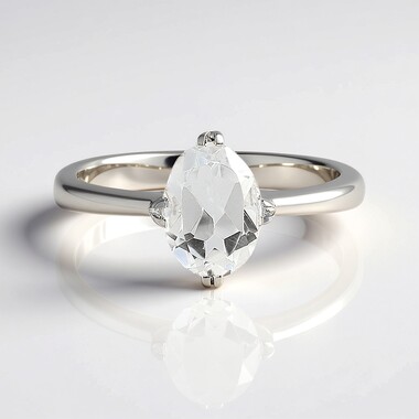 Anillo en plata con Topacio blanco