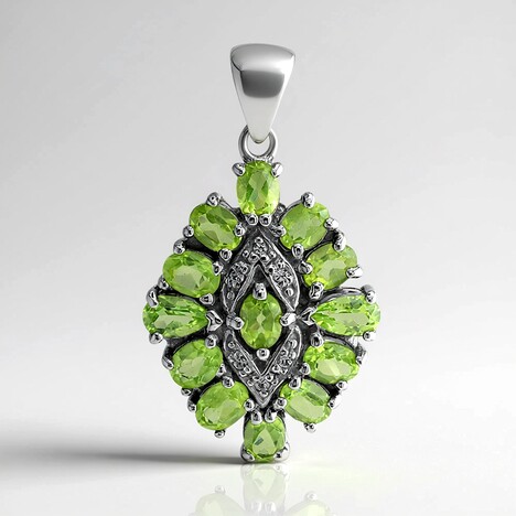 Ciondolo in argento con Peridoto