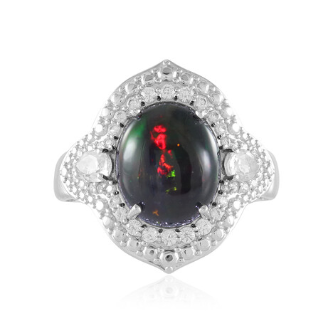 Zilveren ring met een Mezezo opaal