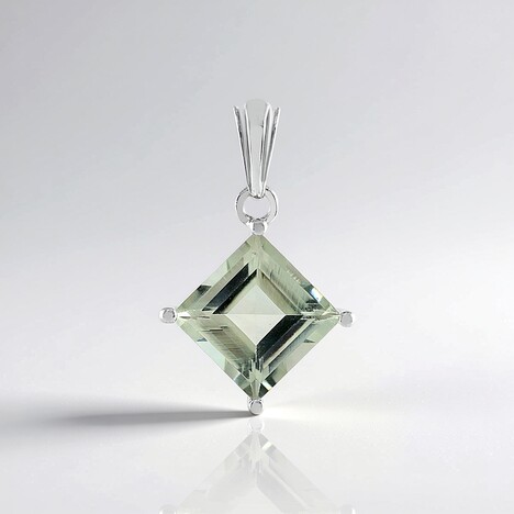 Ciondolo in argento con Ametista Verde