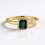 Anello in argento con Tormalina Verde di Benedito (Adela Silber)