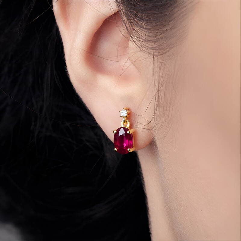 Orecchini in argento con Rubino Bemainty