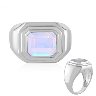 Zilveren ring met een Welo-opaal