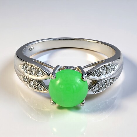Anello in argento con Crisoprasio Imperiale