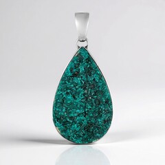 Ciondolo in argento con Dioptasio (Bali Barong)