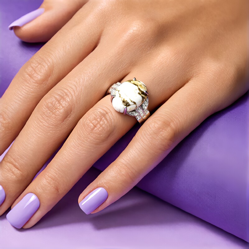 Anillo en plata con Magnesita