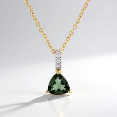 Collana in argento con Apatite Cromo