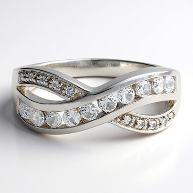 Bague en argent et Topaze blanche
