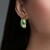Russischer Smaragd-Goldohrringe (de Melo Gold)