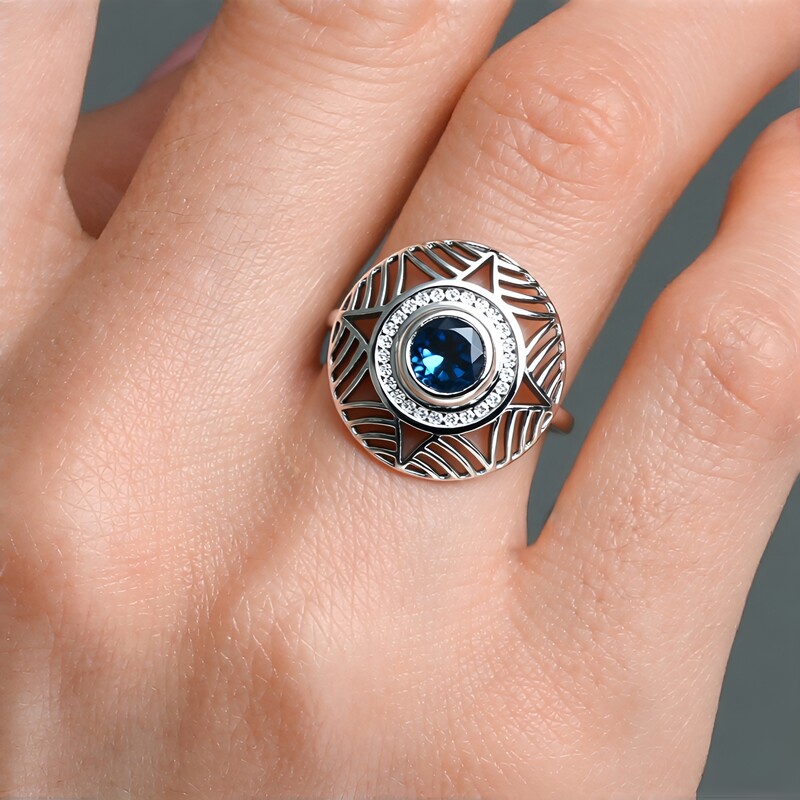 Londonblauer Topas-Goldring (Ornaments by de Melo)