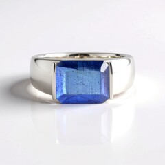 Anello in argento con Labradorite (de Melo)