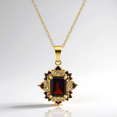 Collana in argento con Granato