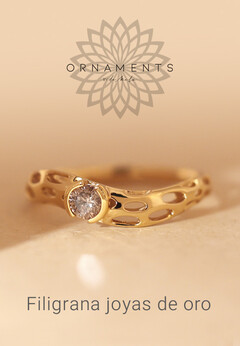 Ornaments by de Melo