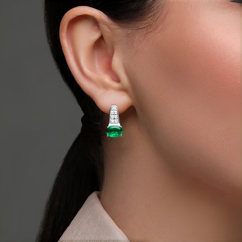 Pendientes en plata con Esmeralda de Bahía